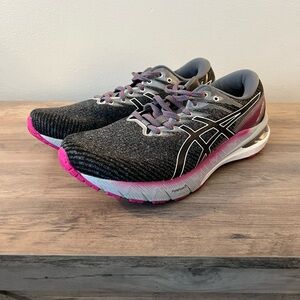 Women’s ASICS GT-2000 10.